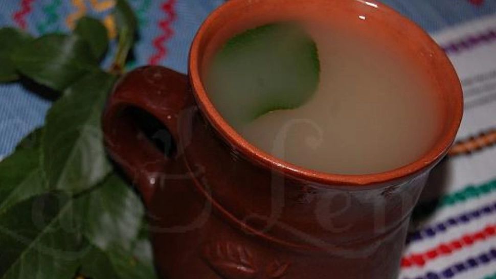 Băutura care alungă răceala și tratează stomacul! Se poate prepara acasă, dar o poți cumpăra ieftin, iar beneficiile sale sunt imense