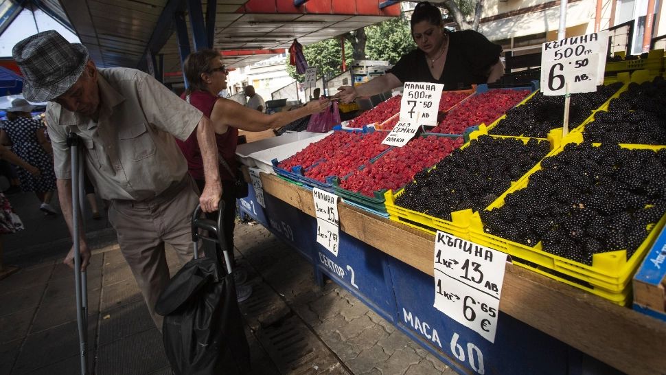 Bulgaria trece la Euro. Ce trebuie să știe românii care tranzitează sau își fac vacanța în țara vecină