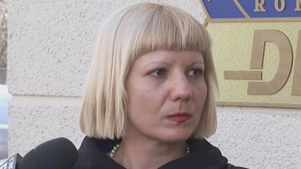 Dovada ingerințelor Franței în România: fosta judecătoare Camelia Bogdan, unul din stâlpii sistemului coldist, bursieră la Paris. Suma uriașă primită de săgeata Generalului Negru. Reacția Cameliei Bogdan