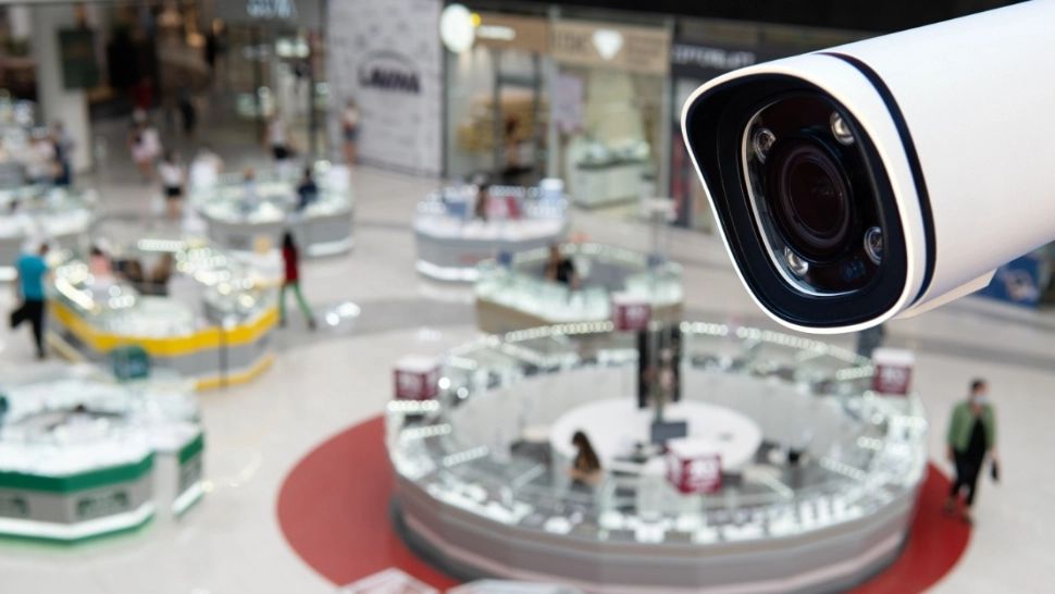 Supraveghere video pe bază de abonament: avantaje pentru spații comerciale (P)