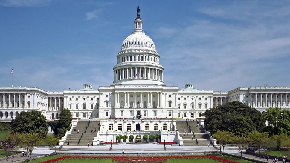 Ireal: În congresul SUA se vorbește despre „Ființe Interdimensionale”. „Cred că ele pot opera efectiv prin spațiile temporale”