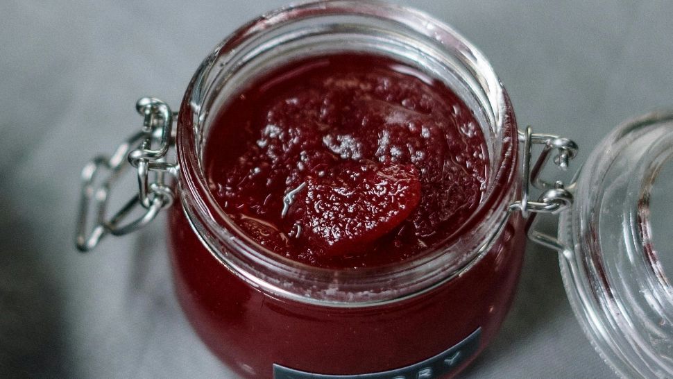 Ce mirodenie să pui în dulceața de prune pentru o aromă inconfundabilă? Cea mai bună și rapidă rețetă