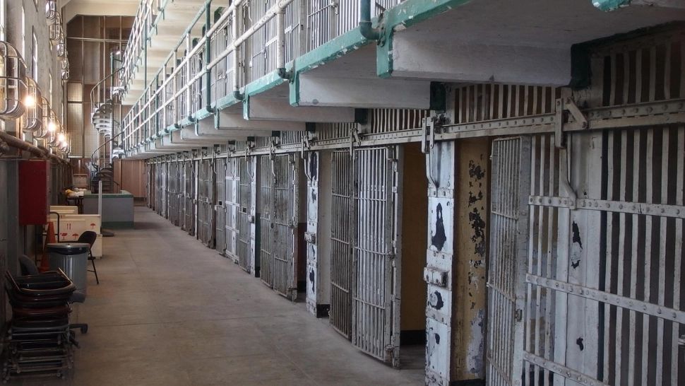 Record în România: un celebru criminal al anilor '90, refuzat a 19-a oară la liberare condiționată, după 26 de ani de închisoare