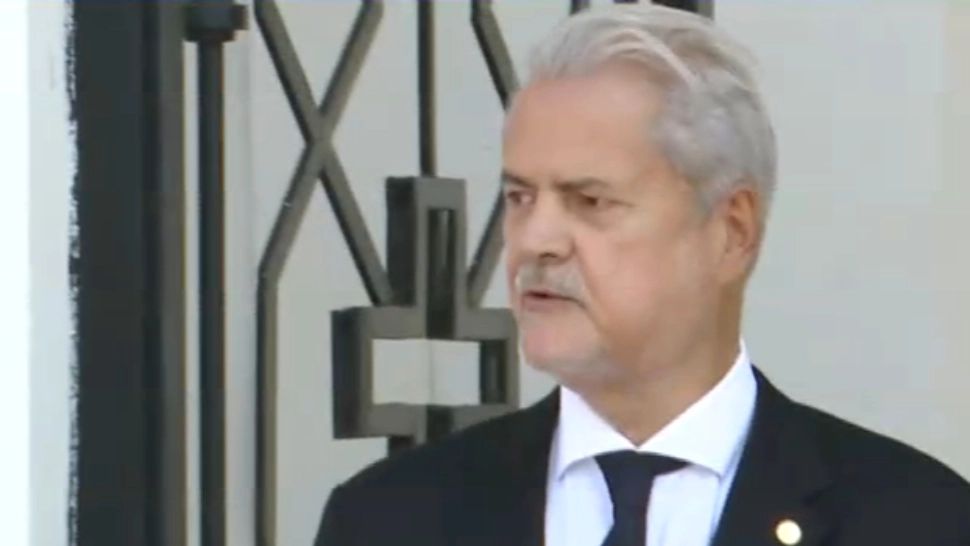 Ce a spus Adrian Năstase la ieșirea de la ceremonia de înhumare a lui Ion Iliescu de la cimitirul Ghencea III