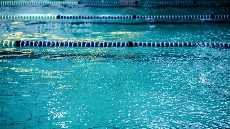 Bazine închise la Ștrandul Piatra-Neamț, după controalele DSP. Neregulile descoperite