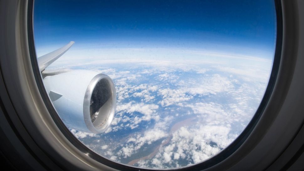 Momente de panică în aer. Un Boeing 777 a aterizat de urgență în Siberia din cauza unei defecțiuni la motoare