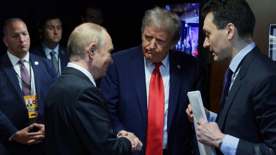 Presa internațională îl desființează pe Trump, după întâlnirea din Alaska. Imaginea de „negociator și pacificator”, pusă la încercare