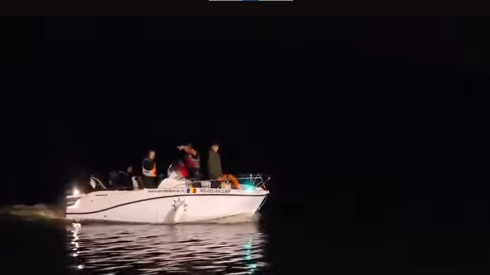 Tată și fiu, morți pe Lacul Snagov, după ce furtuna de vineri seară i-a surprins în larg - VIDEO