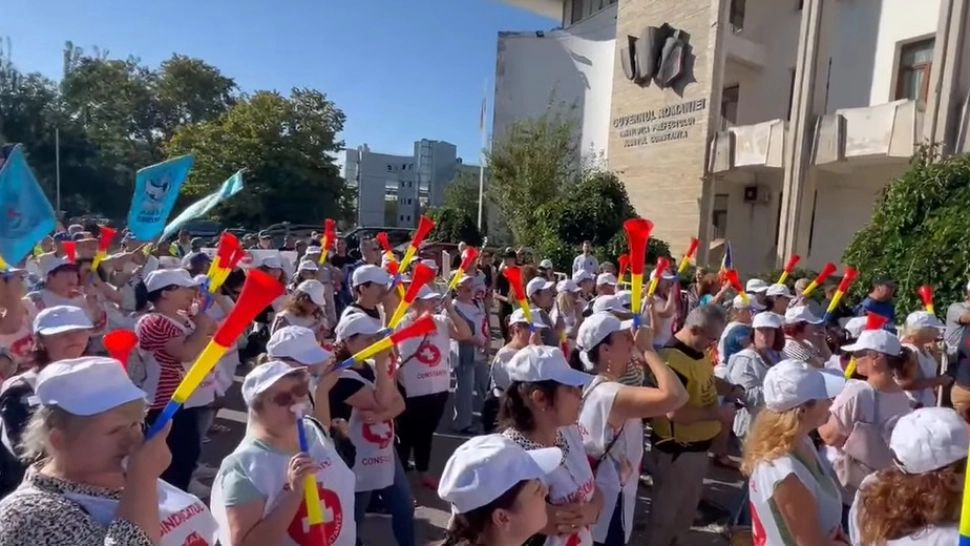 Revolta românilor. Oamenii ies în stradă. Protest al sindicatelor din Constanța față de măsurile de austeritate