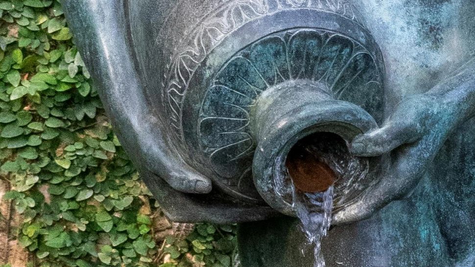 Care sunt trăsăturile dominante ale Vărsătorilor? Cea mai independentă zodie și cei mai inteligenți nativi din zodiac