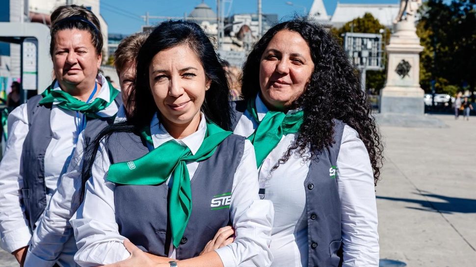 Controlorii STB vor avea uniforme noi. Val de ironii pe internet: „Asta ne lipsea”