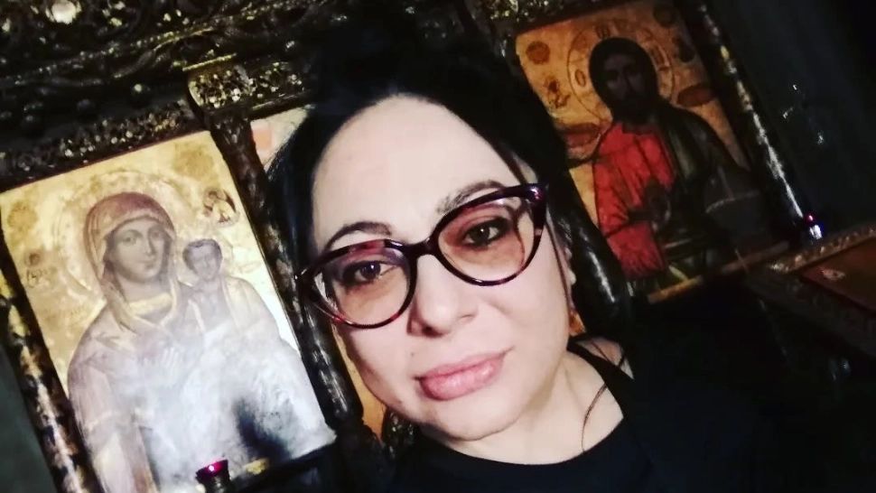 Ioana Popescu, condusă pe ultimul drum. Trupul neînsuflețit a fost depus la capela cimitirului Berceni 2