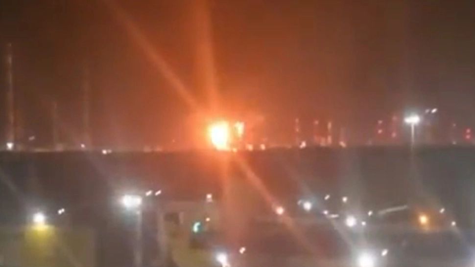 Război în Ucraina, ziua 1299. Kievul lovește infrastructura energetică a Rusiei: atac cu drone asupra rafinăriei Kirişi - LIVE TEXT