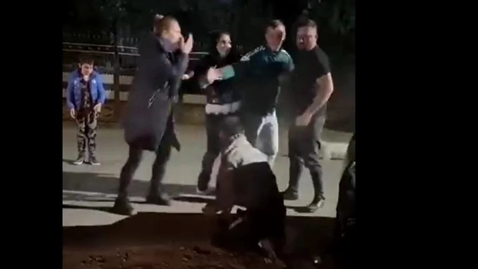 Scandal la Lungulețu. Un cuplu din localitate, bătut cu bestialitate de un individ de 33 de ani. Agresorul a fost reținut