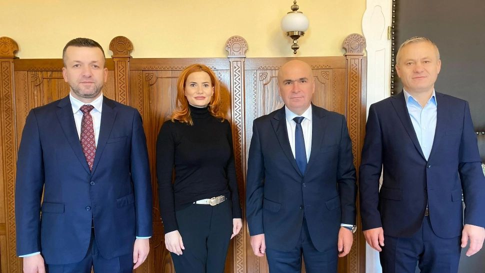 Bolojan și-a mai pus un om în funcții cheie. Fosta viceprimăriță din Oradea, numită secretar la Camera Deputaților