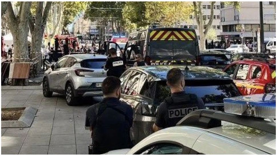 Panică într-un hotel din Marsilia. Cinci persoane au fost înjunghiate de un tunisian. Atacatorul, lichidat de poliţia franceză 