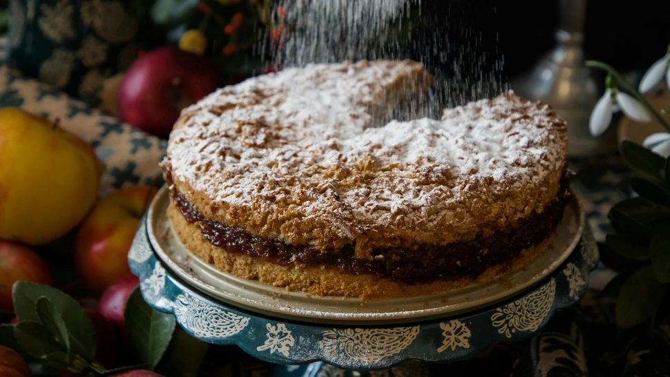 Chec cu mere rase și scorțișoară. Rețeta unui desert potrivit pentru toamnă