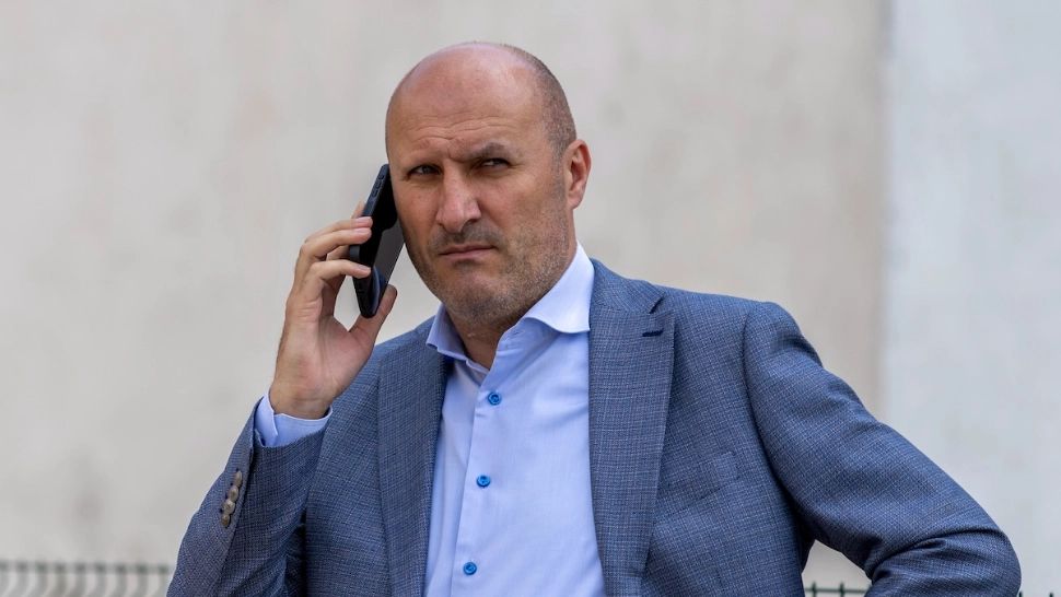 Stenograme incendiare, cum își negocia șeful ELCEN susținut de Burduja șpăgile de milioane de lei cu un om de afaceri prorus