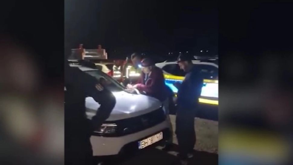 Patronul unui club de manele, furt de curent din rețea. Descinderile mascaților în timpul unei petreceri