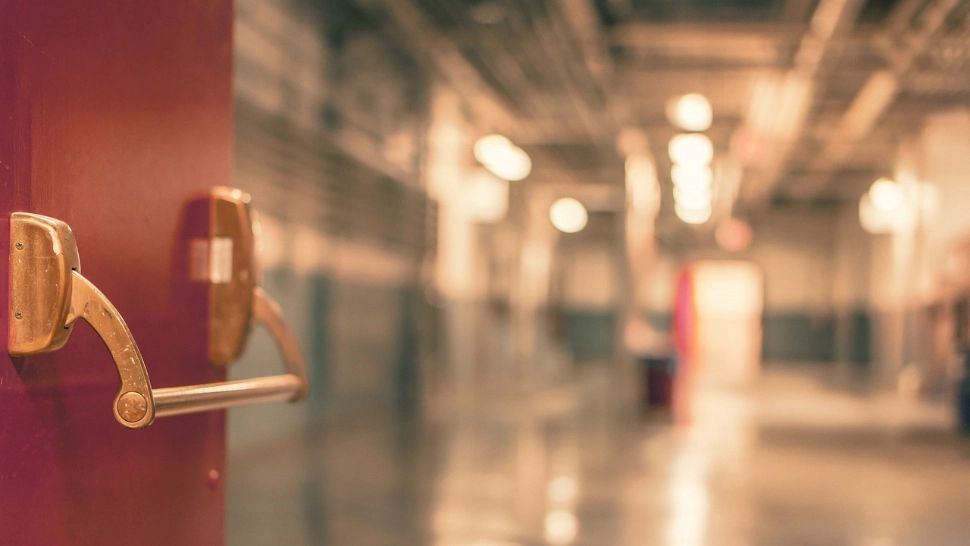 Cum se manifestă bacteria Marcescens și cum se transmite? Ce măsuri au fost dispuse după ce șase copii au murit la Iași?