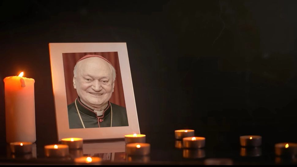 Patriarhul Daniel a transmis condoleanțe la moartea cardinalului Lucian Mureșan, Întâistătătorul Bisericii Greco Catolice. S-a stabilit programul funeraliilor