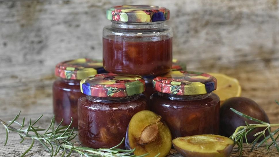 Cât timp se fierbe gemul de prune pentru a avea consistența perfectă. Cea mai bună retetă