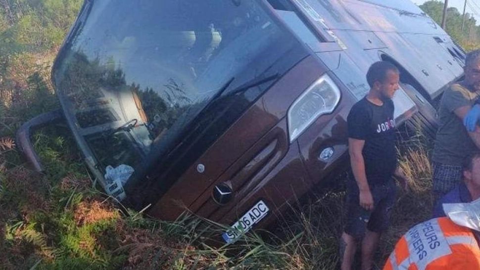 Accident grav în Franța: un autocar cu români s-a răsturnat lângă Bordeaux