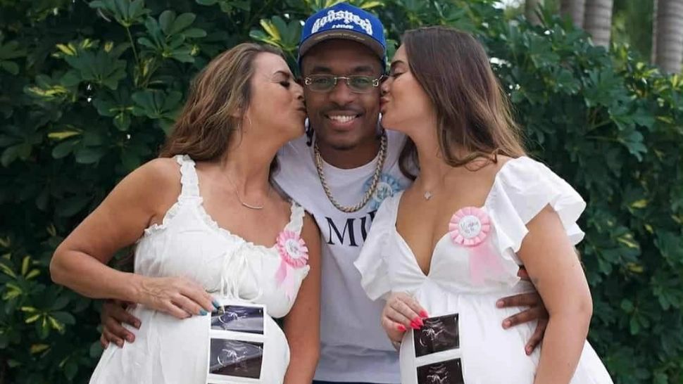 Poveste controversată: mamă și fiică, însărcinate în același timp cu același bărbat. Imaginile au stârnit reacții puternice în mediul online