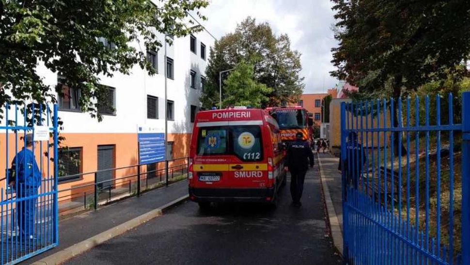 Incendiu la o școală din Cluj-Napoca. Aproximativ 630 de elevi s-au autoevacuat