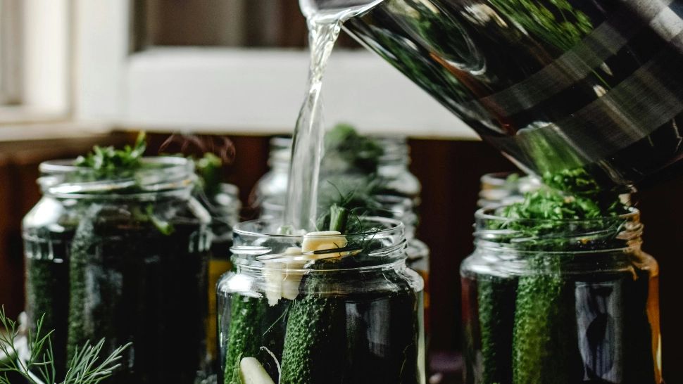 Cum să prepari murături fără sare. Rețeta ideală pentru persoanele care suferă de hipertensiune