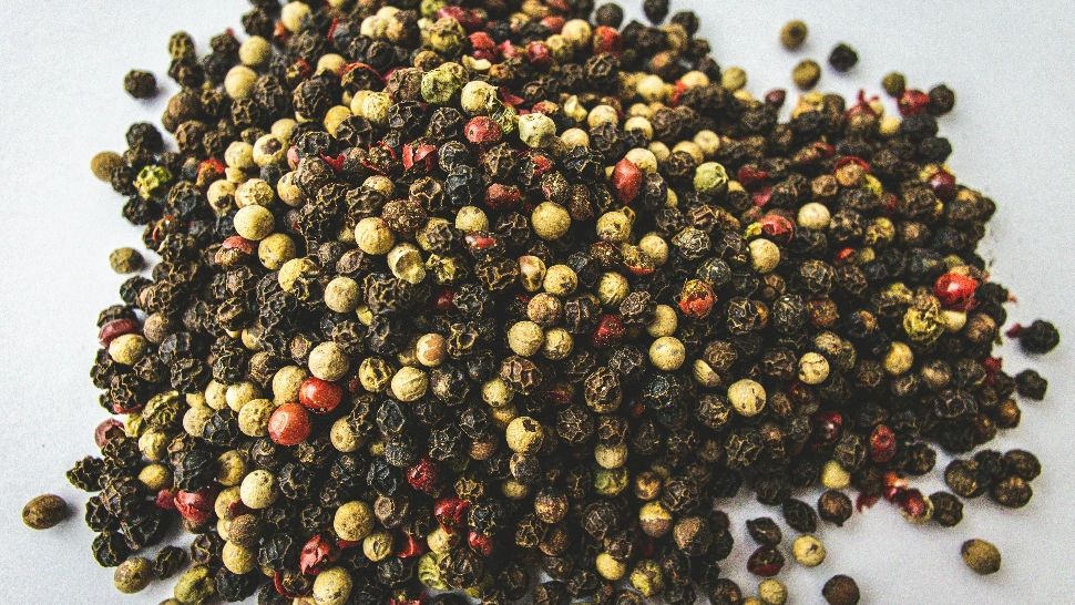 Ce se întâmplă în organism când consumi piper negru