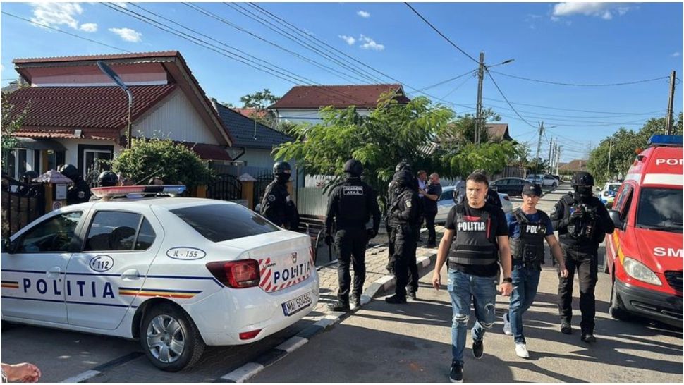 Conflict sângeros în localitatea Țăndărei. Un bărbat și-a înjunghiat mortal propriul frate pentru o palmă de pământ