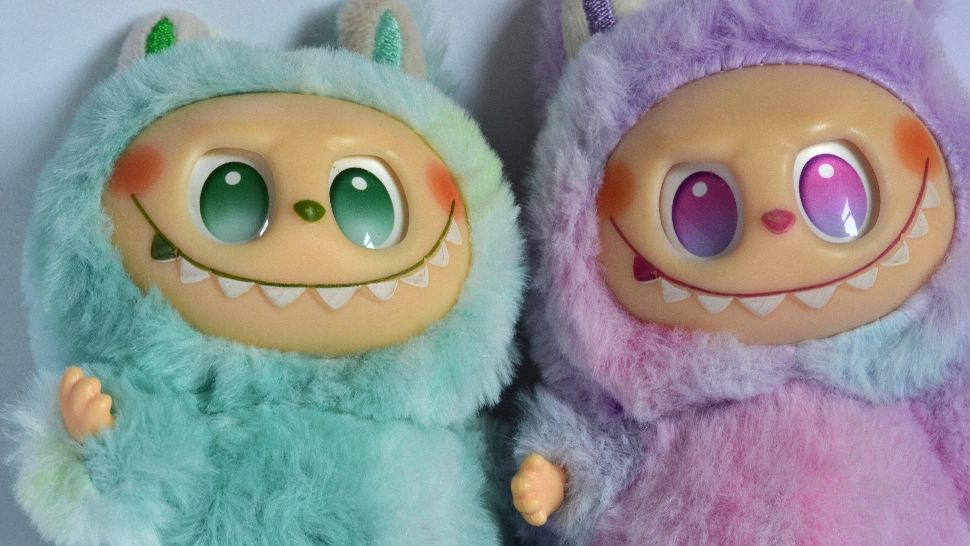 Pact neașteptat. O tânără din Moscova și-a "vândut" sufletul pentru păpuși Labubu și un bilet la un concert folk. Reacția bisericii ruse