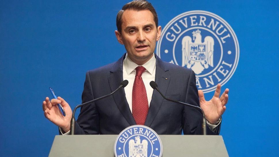 Consilierul lui Bolojan ar fi spart milioane de euro pe concerte