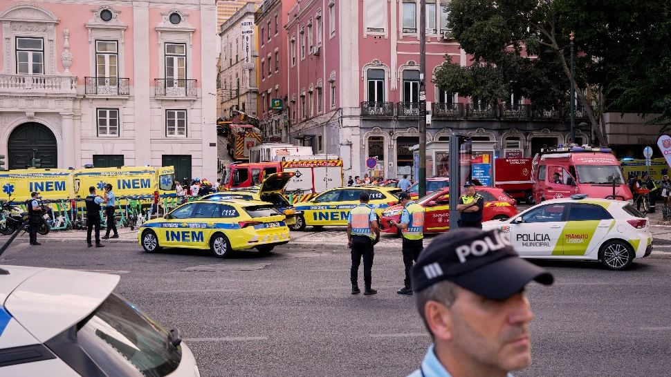 Bilanțul accidentul de funicular din Lisabona a urcat la 17 morți și 23 de răniți. Naționalitatea victimelor, în continuare necunoscută: de ce tac autoritățile