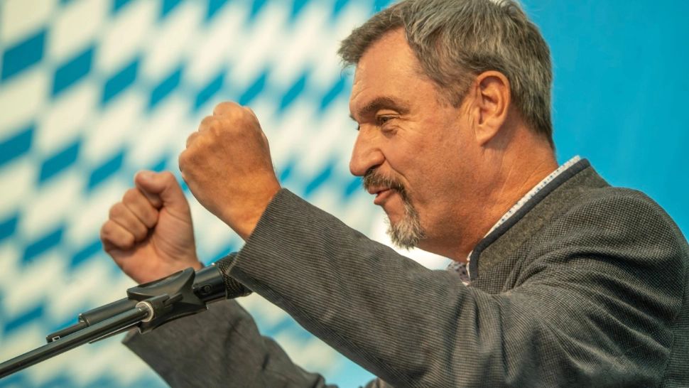 Soluția propusă de un politician german pentru refugiații ucraineni: „Să-i trimitem înapoi în Ucraina pe bărbații apți de luptă"