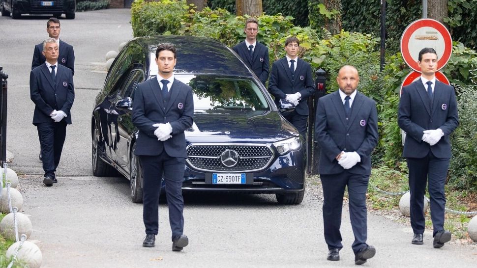 Giorgio Armani, înmormântat departe de ochii lumii. „Regele Eleganței” a fost omagiat doar de apropiați