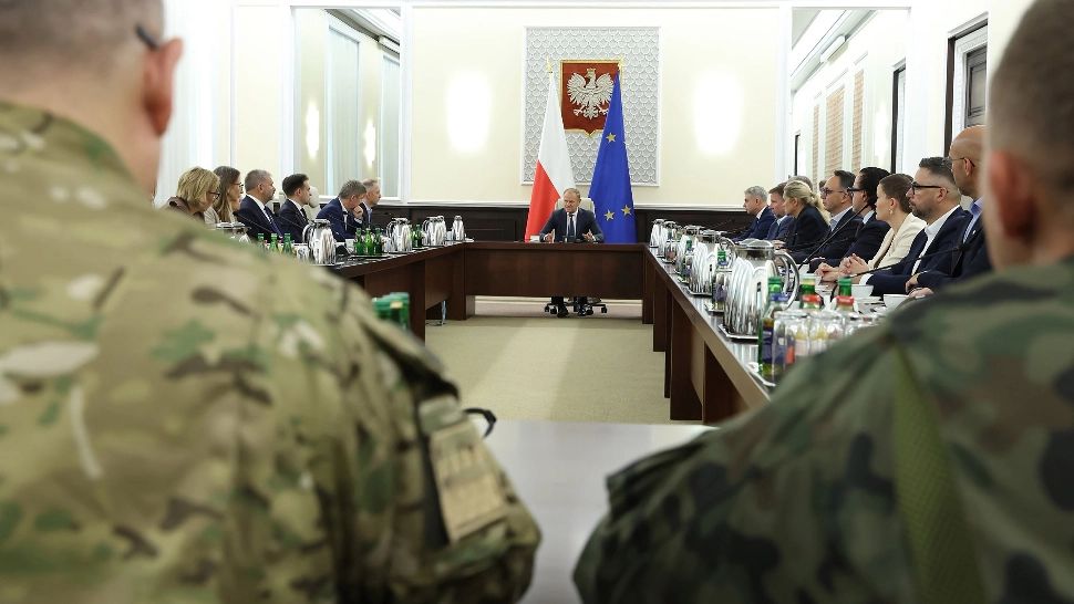 Varșovia cere reuniune ONU și limitează zborurile după incidentul cu drone de miercuri