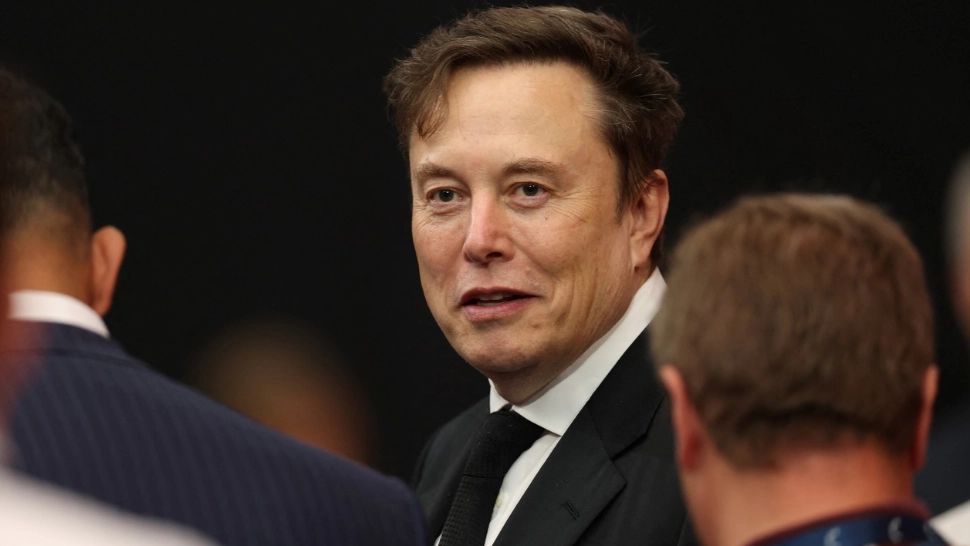 Elon Musk anunță sfârșitul muncii umane: „Toate locurile de muncă vor fi înlocuite de inteligența artificială și roboți”