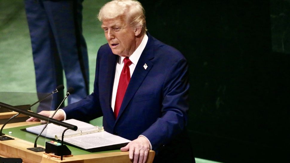 Trump susține dreptul țărilor NATO ca să doboare aeronavele rusești care le încalcă spațiul aerian