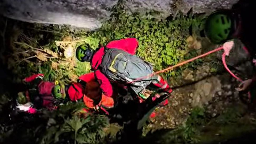 Munții Bucegi, scenă de intervenție extremă. Un turist francez, salvat după mai bine de 6 ore de coșmar