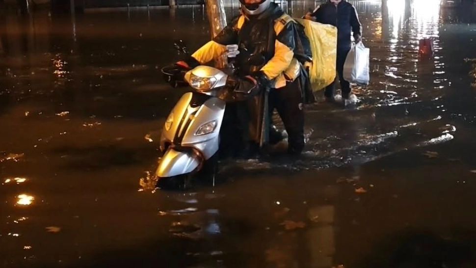 Cantitățile de apă căzute în București în 24 de ore ar putea depăși maximul istoric - Elena Mateescu (ANM)