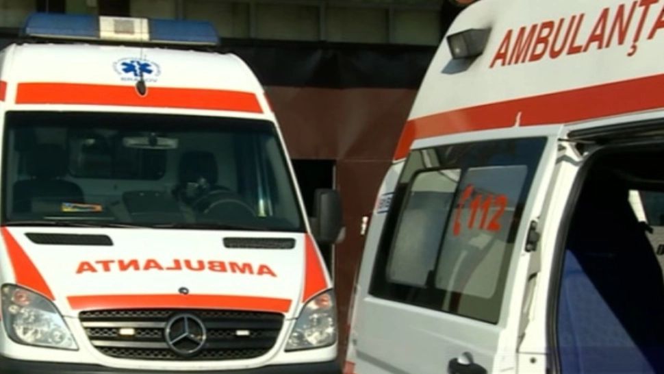 Tragedie la Sfântu Gheorghe: un muncitor de 54 de ani a murit după ce a căzut de pe o schelă, în curtea unei școli