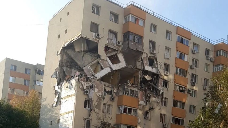 Explozia din Rahova: martorii povestesc că blocul avea de mai multe zile probleme cu gazele