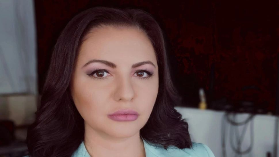 Anca Frumosu: Tăcerea mieilor – nu știm cine a deschis poarta și nici încotro ne ducem