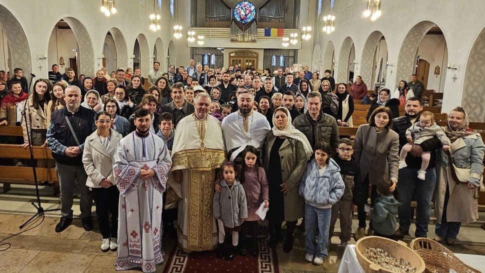 S-a încheiat un pelerinaj istoric, cu moaștele Sfântului Ierarh Nicolae în patru comunități românești din Germania