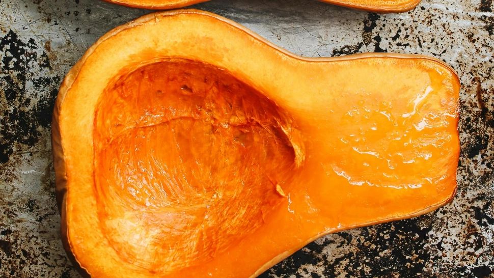 Masca facială pe bază de dovleac. Tot mai des folosită de specialiștii în frumusețe