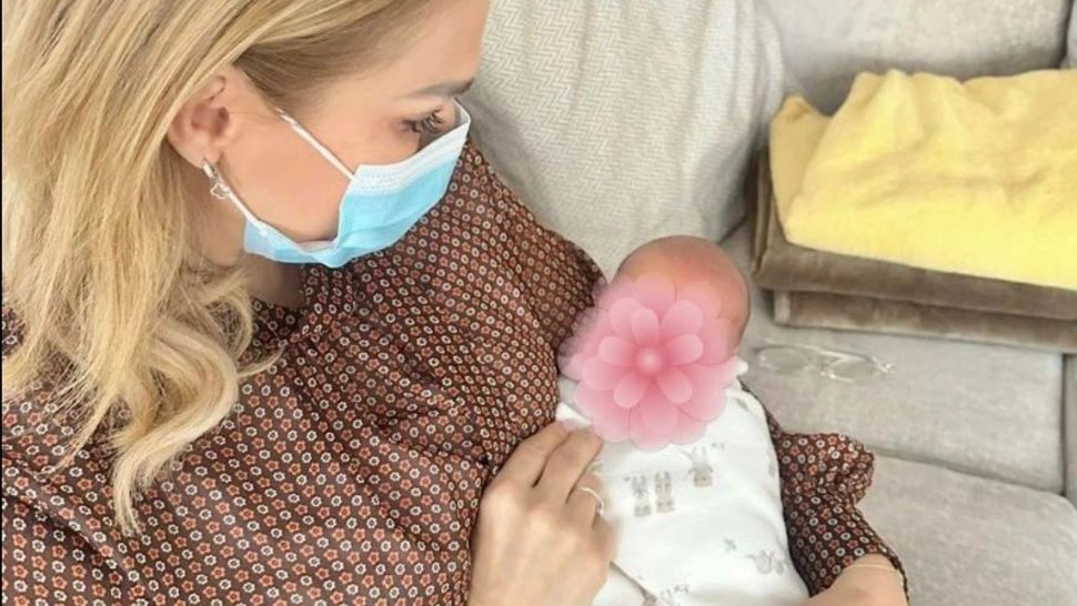 Gabriela Firea, în culmea fericirii. A devenit, pentru prima dată, bunică FOTO