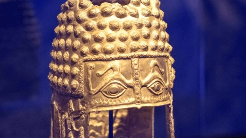 Misterul Coifului de la Coțofenești se adâncește: un român ar fi intrat în muzeul din Olanda cu cinci zile înaintea furtului