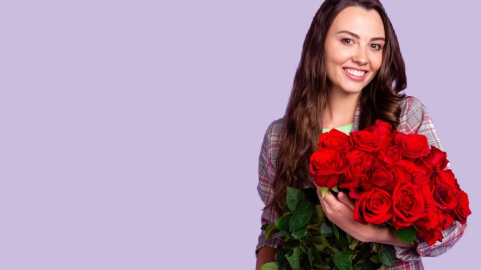 Cu JasmineFlowers, livrarea de flori în București nu a fost niciodată mai simplă. Flori proaspete, livrate rapid, direct la ușa ta (P)